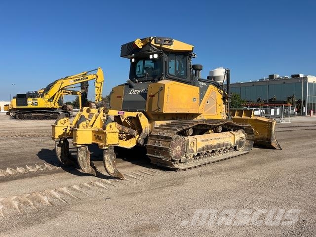John Deere 850L WLT Crawler dozers