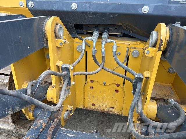 John Deere 850L XLT Buldooserid