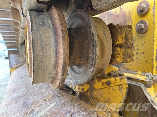 John Deere 850L XLT Buldooserid