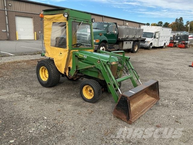 John Deere 855 小型曳引機