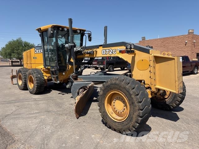 John Deere 872G Грейдери