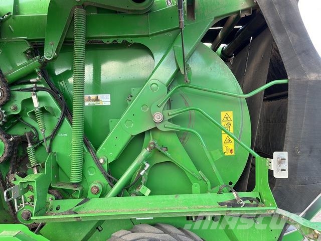 John Deere 960 Presse à balle ronde