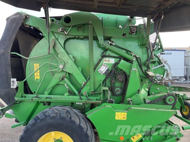 John Deere 960 Presse à balle ronde