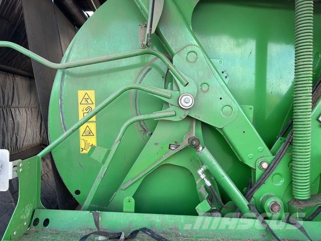 John Deere 960 Presse à balle ronde