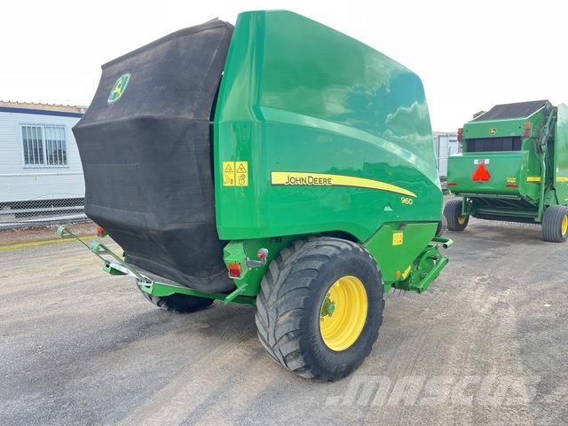 John Deere 960 Presse à balle ronde