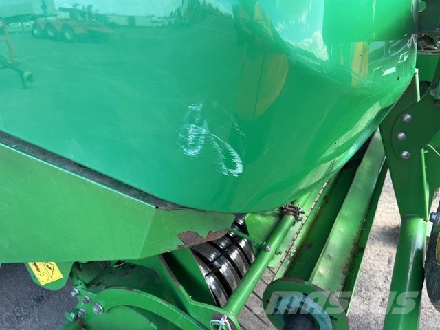 John Deere 960 Presse à balle ronde