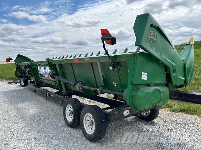 John Deere C18R رؤوس الحصادات الدراسات