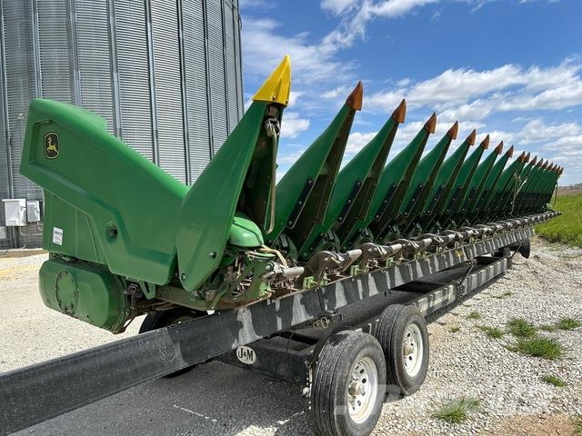 John Deere C18R رؤوس الحصادات الدراسات