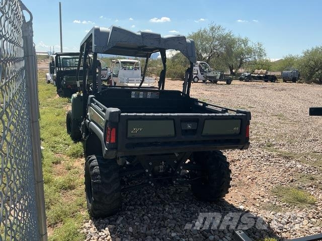 John Deere Gator XUV Квадроциклы