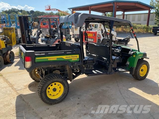 John Deere Gator XUV 855M S4 Комунални съоражения