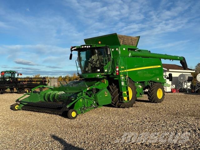 John Deere T670 Kombajni