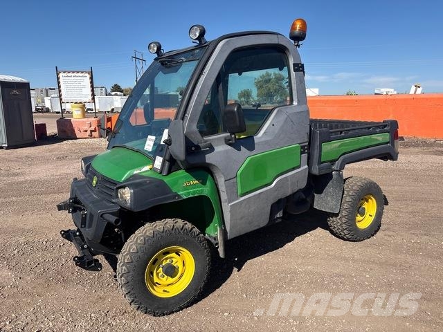 John Deere XUV855E Kommunaalteenuste tehnika