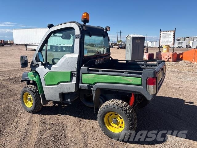 John Deere XUV855E Kommunaalteenuste tehnika