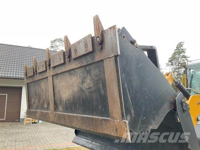 JSB 2T Kaivurikuormaajat