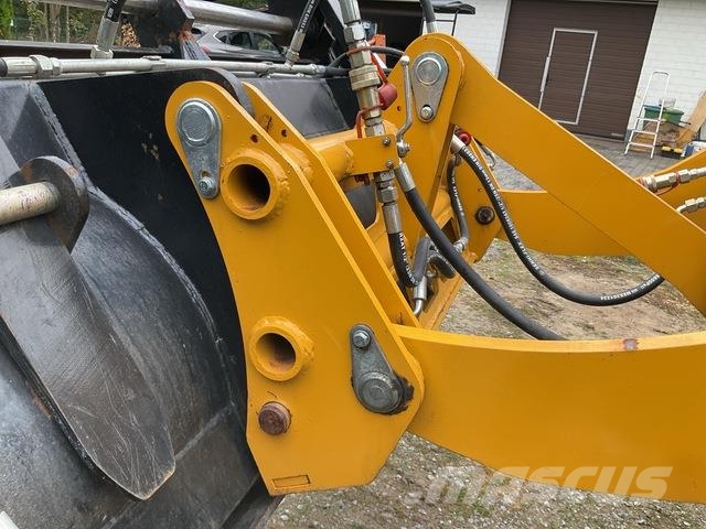 JSB 2T Kaivurikuormaajat