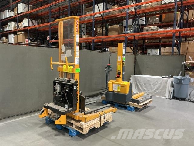 Jungeinrich EMC B10 US شاحنات ذات رافعات شوكية تعمل بالكهرباء