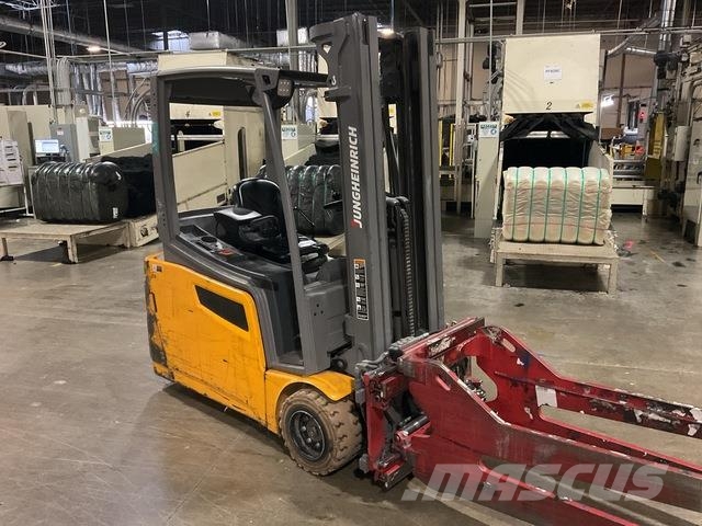 Jungheinrich EFG218 Stivuitor electric