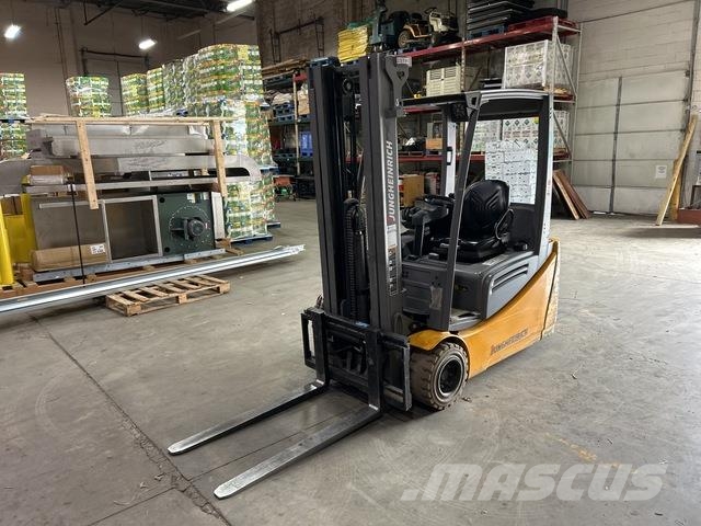 Jungheinrich EFG220 Elektrostapler