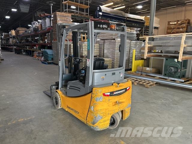 Jungheinrich EFG220 Elektrostapler