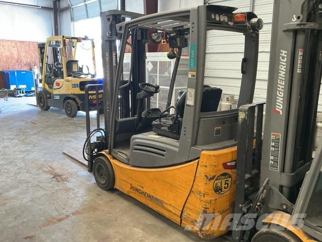 Jungheinrich EFG220 Carrelli elevatori elettrici