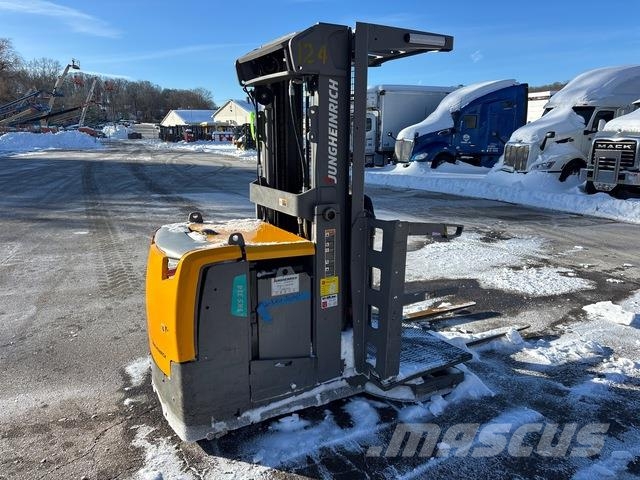 Jungheinrich EKS 314A-24V 미디엄 리프트 오더 피커