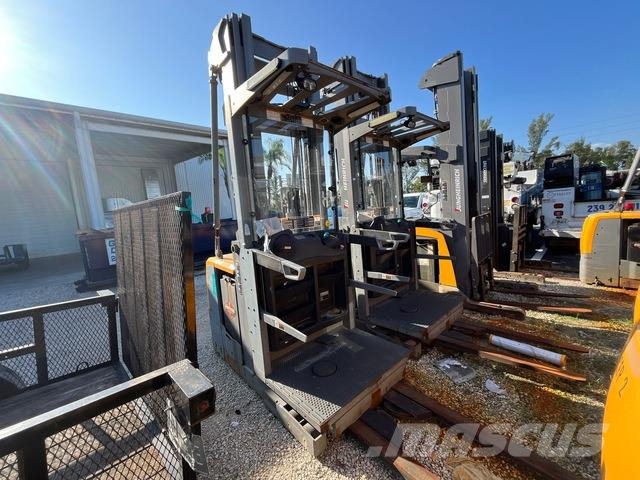 Jungheinrich EKS314 Medium lift order picker