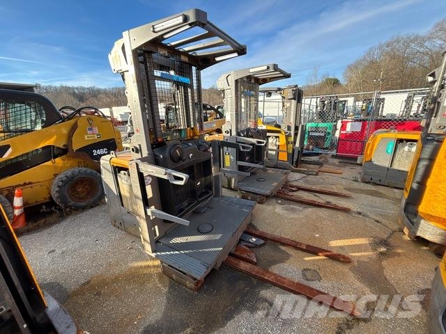 Jungheinrich EKS314 Orderpicker voor middelhoog niveau