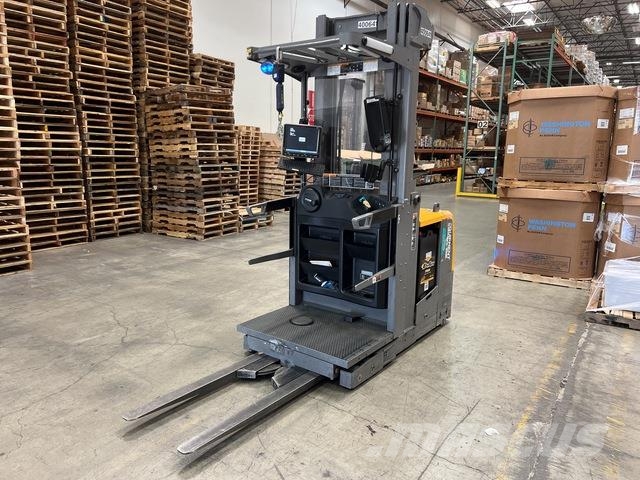 Jungheinrich EKS314 中端式裝載機