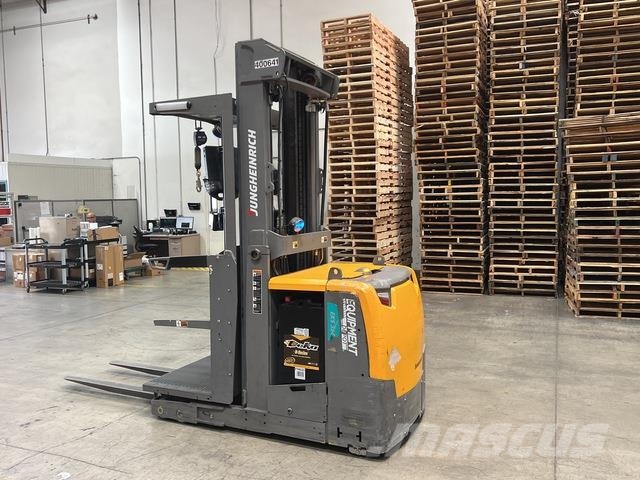 Jungheinrich EKS314 中端式裝載機