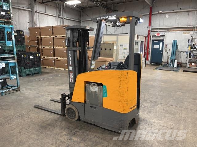 Jungheinrich ETG216 バッテリーフォークリフト