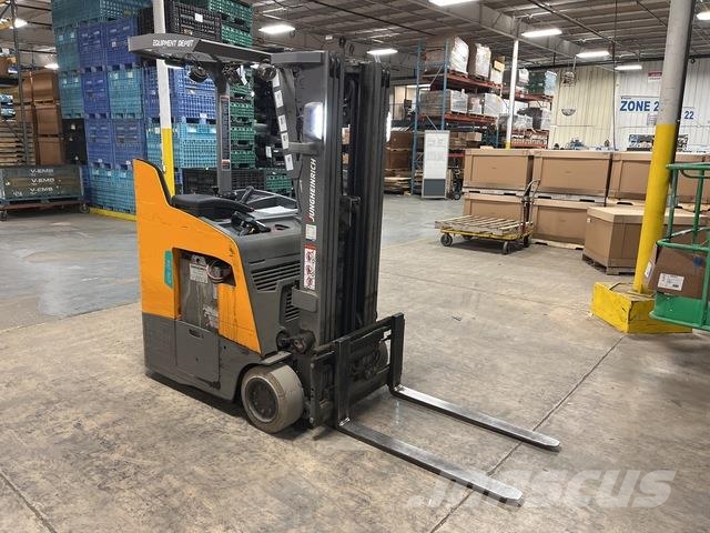 Jungheinrich ETG216 バッテリーフォークリフト