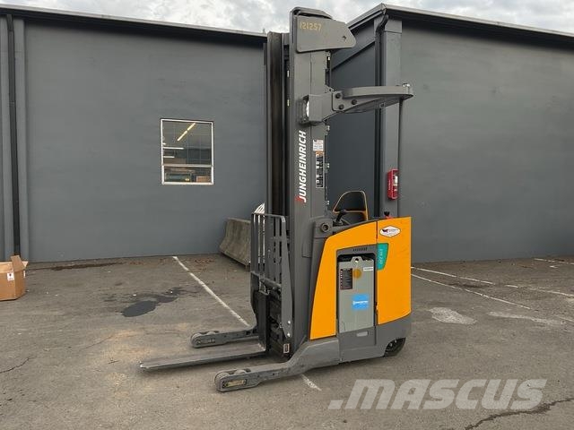 Jungheinrich ETR230 리치 트럭