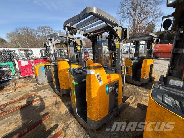 Jungheinrich ETR230A Electric forklifts