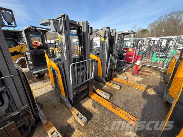 Jungheinrich ETR230A Electric forklifts