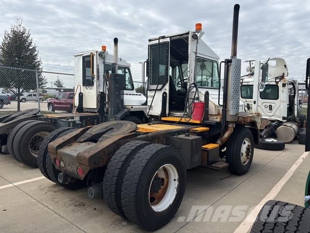 Kalmar 4x2 Терминални трактори