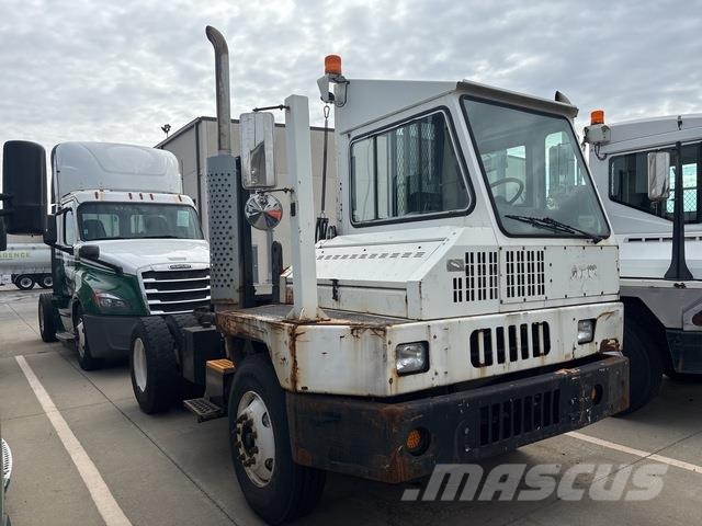 Kalmar 4x2 Терминални трактори
