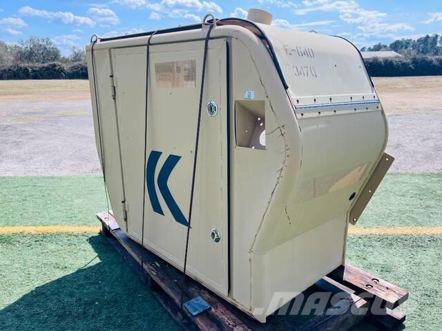 Kalmar RT-022 Telehandler Engine Pod Compartment مكونات أخرى