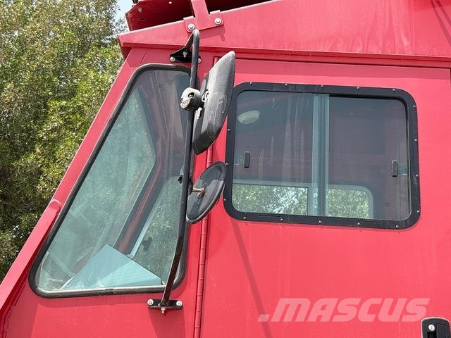 Kalmar TL2 جرارات صالات المطارات