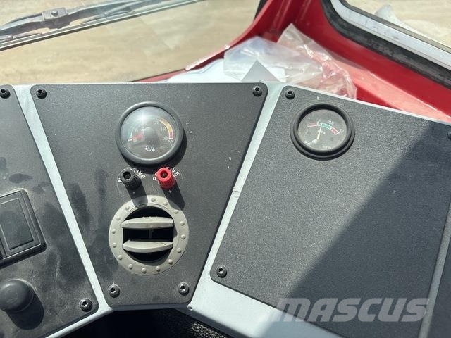 Kalmar TL2 جرارات صالات المطارات