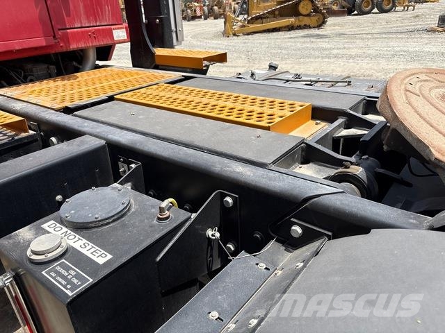 Kalmar TL2 جرارات صالات المطارات