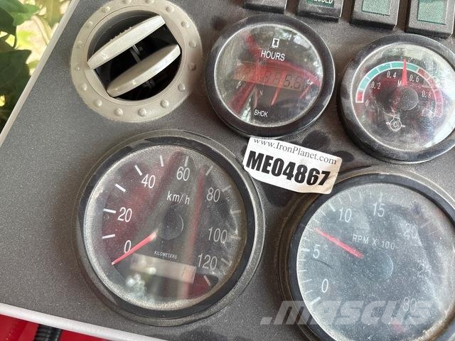 Kalmar TL2 جرارات صالات المطارات