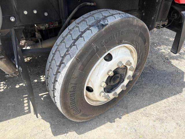 Kalmar TL2 جرارات صالات المطارات
