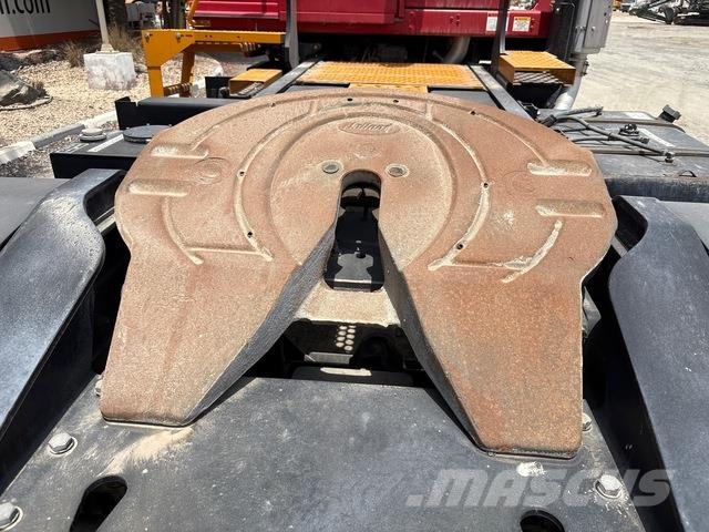 Kalmar TL2 جرارات صالات المطارات