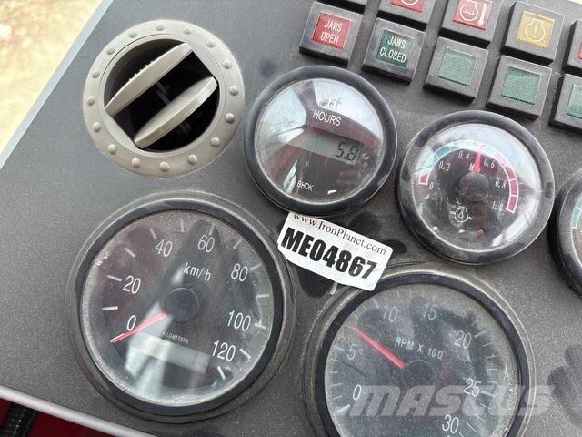 Kalmar TL2 جرارات صالات المطارات