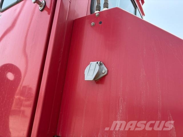 Kalmar TL2 جرارات صالات المطارات