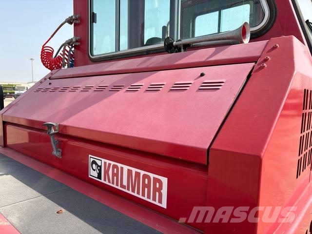 Kalmar TL2 جرارات صالات المطارات