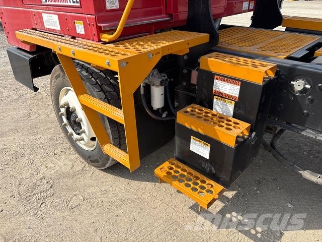 Kalmar TL2 جرارات صالات المطارات