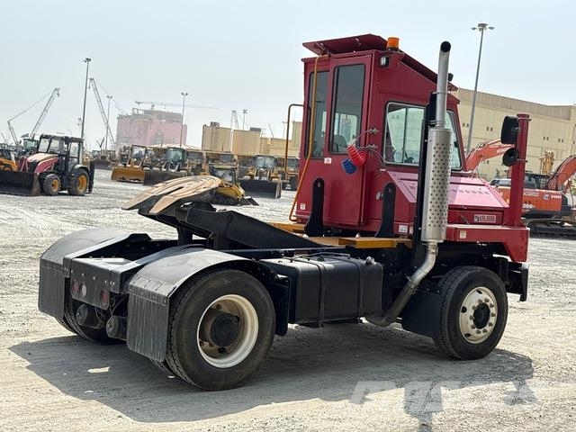Kalmar TL2 جرارات صالات المطارات