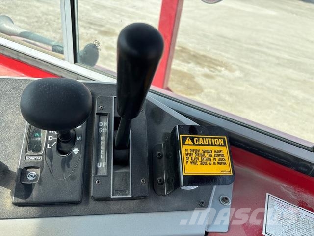 Kalmar TL2 جرارات صالات المطارات