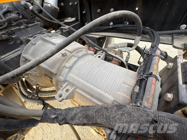 Kalmar TL2 جرارات صالات المطارات